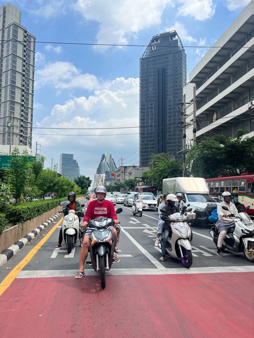 Bangkok motorbike traffic on a main road — the fastest way to navigate the city once you live here